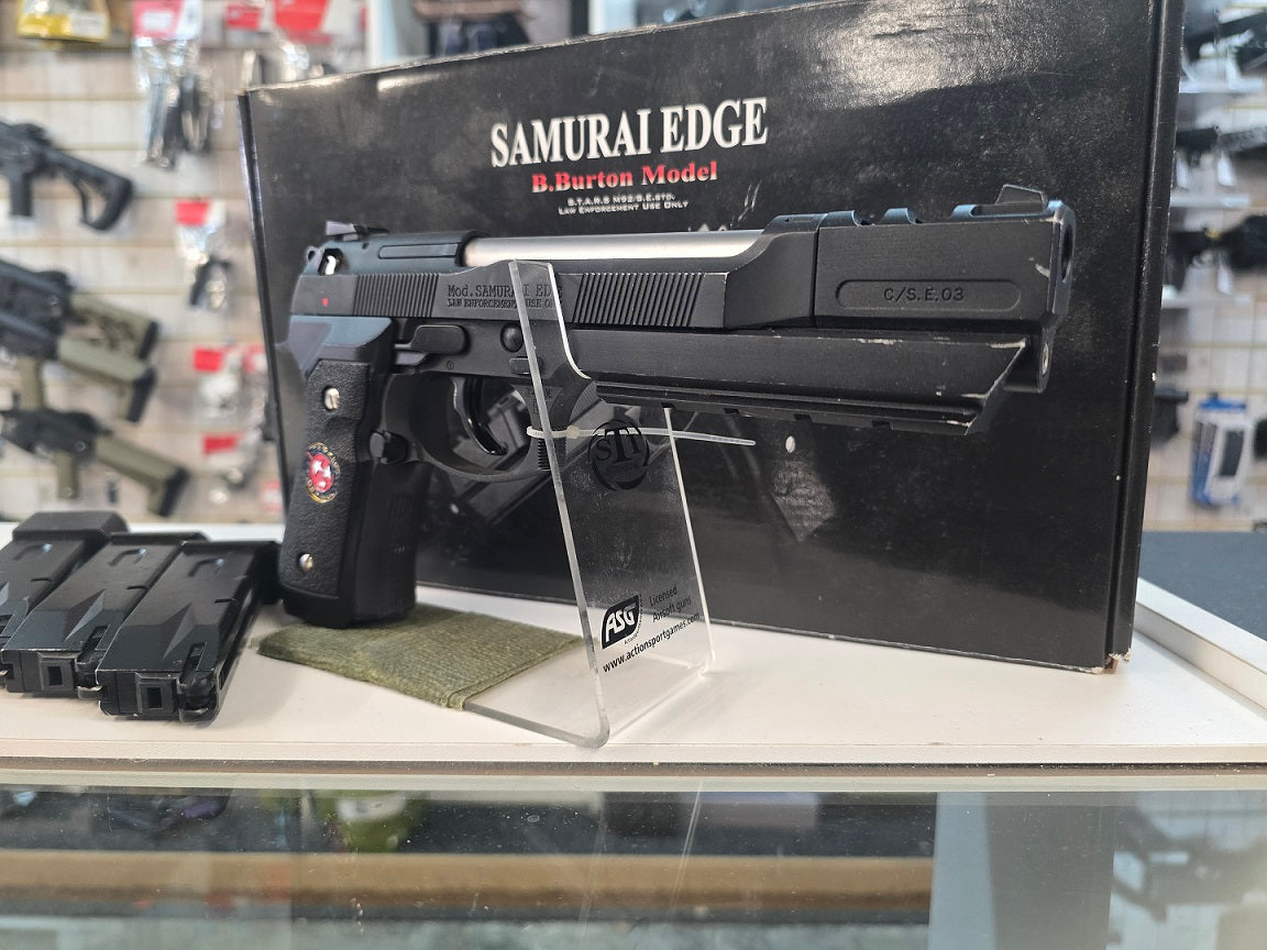 Second Hand WE M92 Barry Burton 6mm RIF GBB Airsoft Pistol